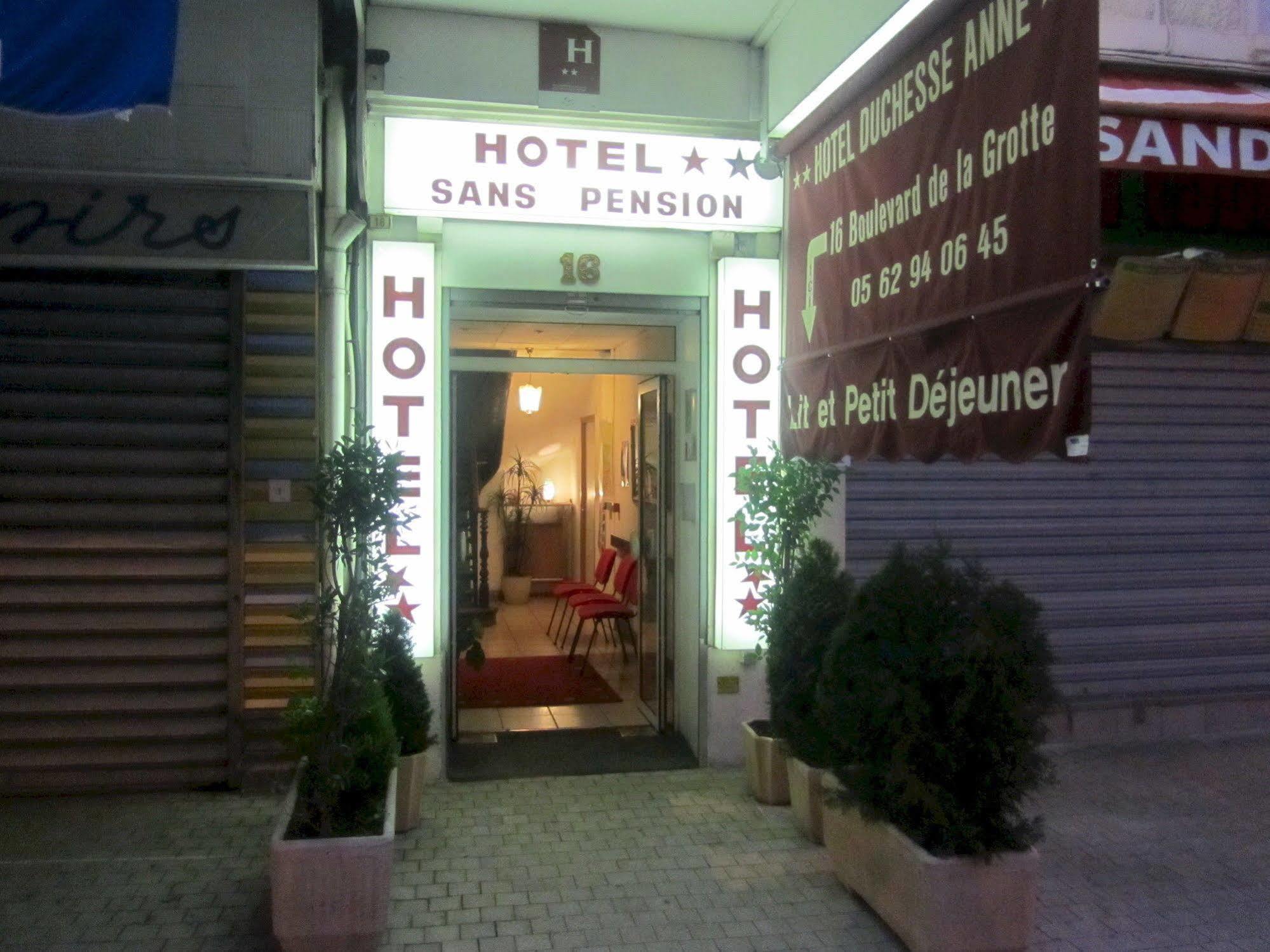 Hotel Duchesse Anne Lourdes Esterno foto